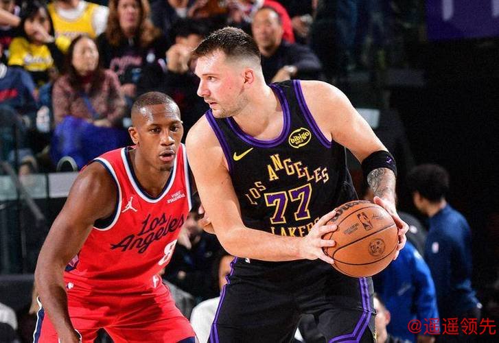 拒26分逆转！小卡24分，快船险胜湖人，东契奇32分，两队都需交易