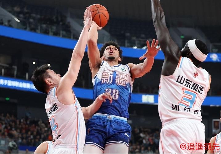 阿不都20+17新疆三人20+大胜广州 总比分2-0